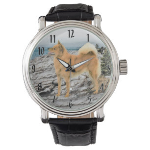 Finse spitz bij Seashore-schilderij - Dog Art Horloge