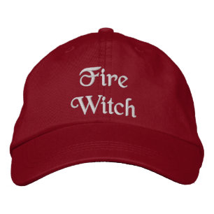 Fire Magic Witch Quote Cream Red Geborduurde Pet
