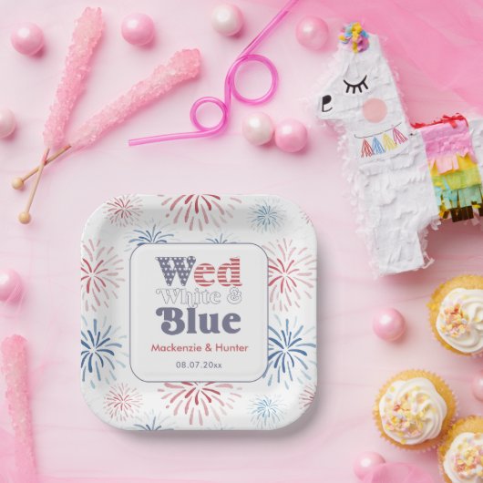 Firecracker Wed Wit Blauw Achtertuin Bruiloft Douc Papieren Bordje (Feest)