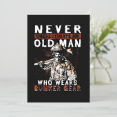 Firefighter Gift | Nooit de brandweerman onderscha Feestdagenkaart (Staand voorkant)