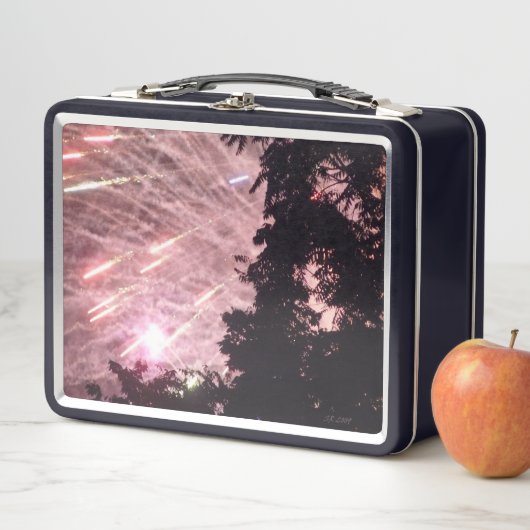 Fireworks 17 noir lunchbox (En situation)