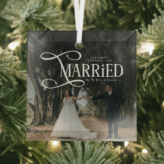 First Christmas Married Mr & Mrs Couples Photo  Glas Ornament (Insitu)
