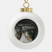 First Christmas Married Mr & Mrs Couples Photo Keramische Bal Ornament (Voorkant)