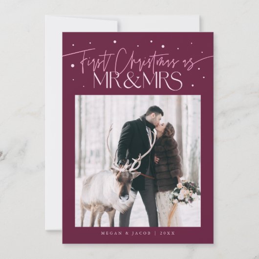 First Christmas Mr Mrs Newlywed Photo Cranberry Feestdagenkaart (Voorkant)
