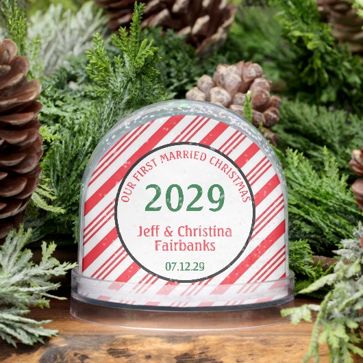 First Married Christmas Photo Sneeuwbol (Winter)