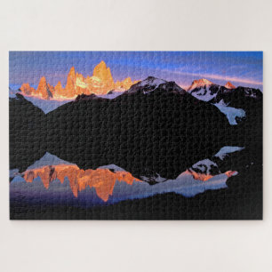 Fitz Roy-groep weerspiegeld in gletsjermeren Legpuzzel