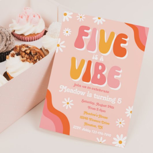 Five est une invitation d'anniversaire vibe | SUPE