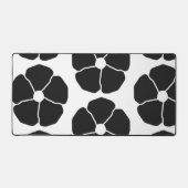 Five-Petal Black Flower Desk Mat (Recto)