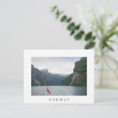 Fjord Geiranger avec drapeau norvégien carte posta (Debout devant)