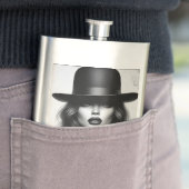 Flacon classique avec AI design femme avec bowler (En situation)