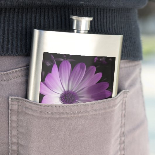 Flacon de fleur pourpre (En situation)