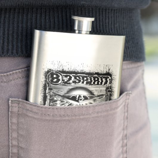 Flacon de hanche B-2 Spirit Classique (En situation)