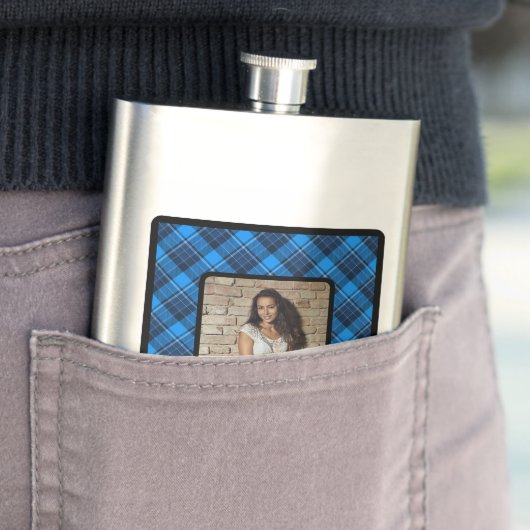 Flacon en acier inoxydable bleu noir (En situation)