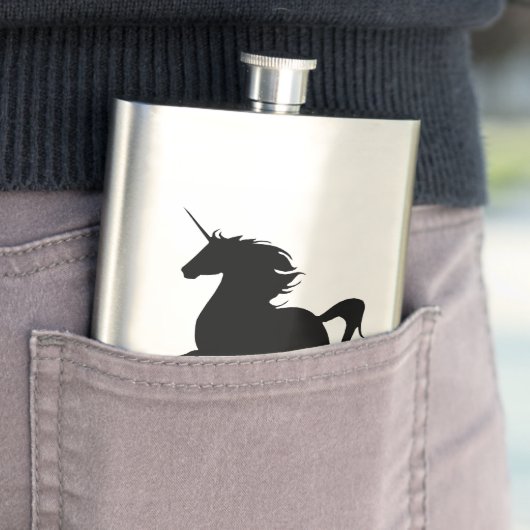 Flacon noir de silhouette Unicorne (En situation)