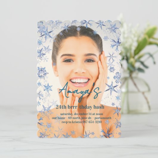 Flakes Frame Winter Birthday Bash Invitation (Debout devant)