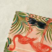 Flamant rose Art déco serviette de plage (En situation)