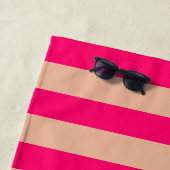 Flamant rose en bande rose serviette de plage Mono (En situation)