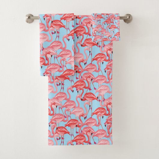 Flamants roses roses lumineux sur le bleu (En situation)