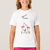 Flamboyante Flamingo Fantasie: Vogel-geïnspireerd T-shirt (Voorkant)