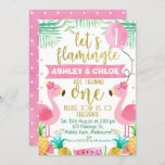 Flamingle 1er anniversaire Invitation pour jumeaux<br><div class="desc">Flamingle 1er anniversaire Invitation pour jumeaux Des jumeaux mignons, pour la plupart roses, invitons flamboyants à leur premier anniversaire. C'est une façon mignonne et colorée d'invitation des invités à la première fête d'anniversaire de votre petite fille. Le design comprend deux flamants roses, un ballon, une bannière de nombreux fruits et...</div>