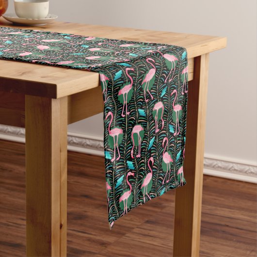 Flamingo Birds 20s Deco Ferns Pattern Black Green Medium Tafelloper (Voorbeeld)