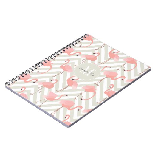 Flamingo en het Patroon van Chevrons met Uw Monogr Notitieboek (Linkerzijde)
