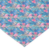 Flamingo & Palms op Geometrisch Patroon Tafelkleed (Gekanteld)