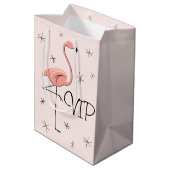 Flamingo Pink 'VIP' cadeautas medium (Achterkant Gekanteld)