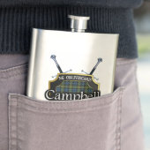 Flasque Bouclier et épées de tartan de Campbell d'écossais (En situation)