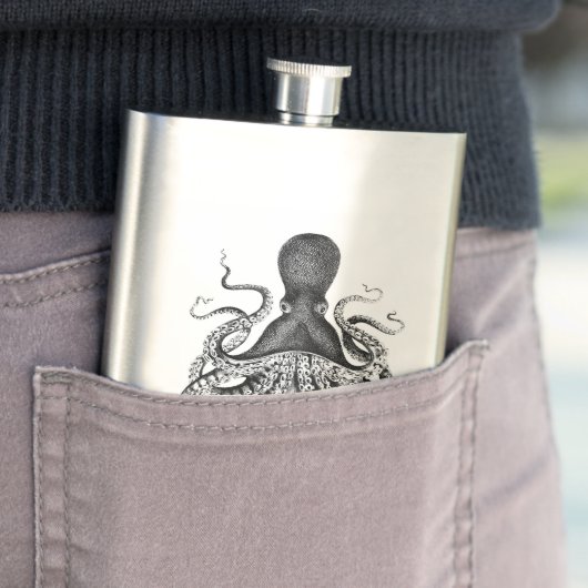 Flasque Calmar au monogramme classique (En situation)