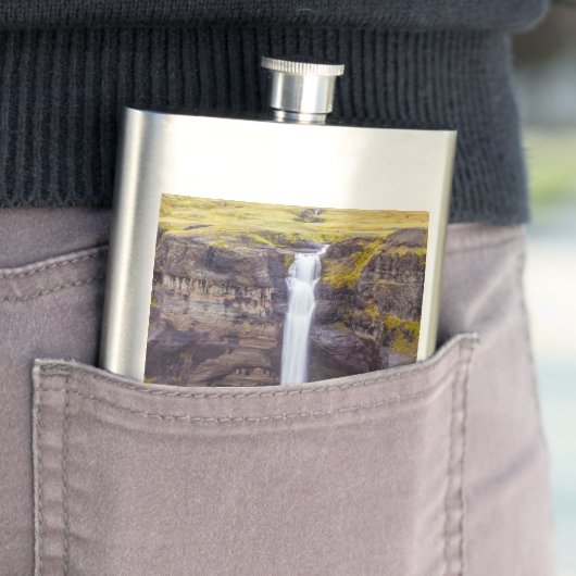 Flasque Cascade de Haifoss, Islande (En situation)