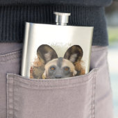 Flasque Chien sauvage africain Abstrait Paint Splatter Fau (En situation)