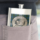 Flasque Clan Campbell Crest & Dress Tartan (En situation)