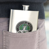 Flasque Clan Davidson Crest & Tartan Flask (En situation)