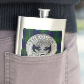 Flasque Clan Hamilton Crest & Hunter Tartan (En situation)