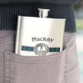 Flasque Clan MacKay (Modifier) Crest & Tartan (En situation)