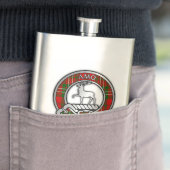 Flasque Clan Scott Crest & Tartan Flask (En situation)