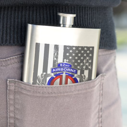 Flasque Dagger Design, 82e division aéroportée (En situation)