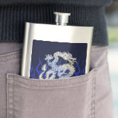 Flasque Dragon bleu en carbone de chrome emballant des (En situation)