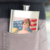 Flasque Drapeau américain Lady Liberty Independence (En situation)