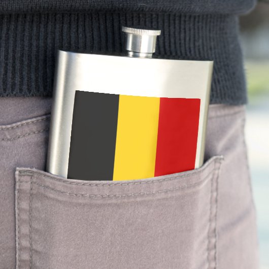 Flasque drapeau de la Belgique (En situation)