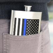 Flasque Drapeau de la police Thin Blue Line (En situation)
