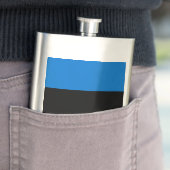 Flasque Drapeau de l'Estonie (En situation)