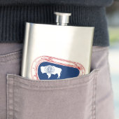 Flasque Drapeau du Wyoming montant Carabiner (En situation)