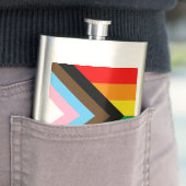 Flasque Fierté de progrès LGBTQ+ (En situation)