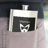 Flasque garçon d'honneur ajoutez nom année chemise cravate (En situation)