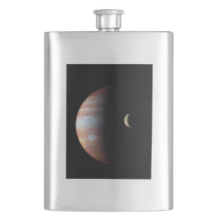 Flasque Jupiter Géante gazeuse et Io Lune galiléenne