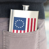 Flasque Le Cercle des étoiles, drapeau américain par Betsy (En situation)