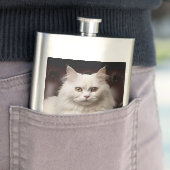 Flasque Majestic white cat (En situation)