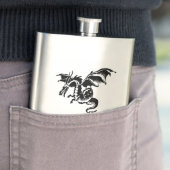 Flasque Monogramme de dragon (En situation)